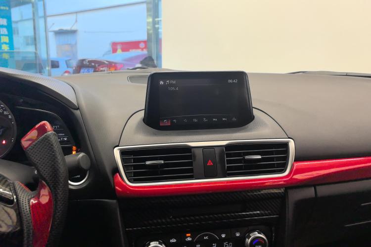 马自达3 昂克赛拉 2017款 三厢 1.5L 自动豪华型 国V中控内饰16