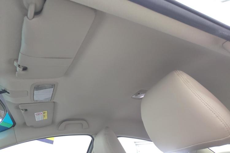 本田 凌派 2016款 1.8L 手动舒适版中控内饰22