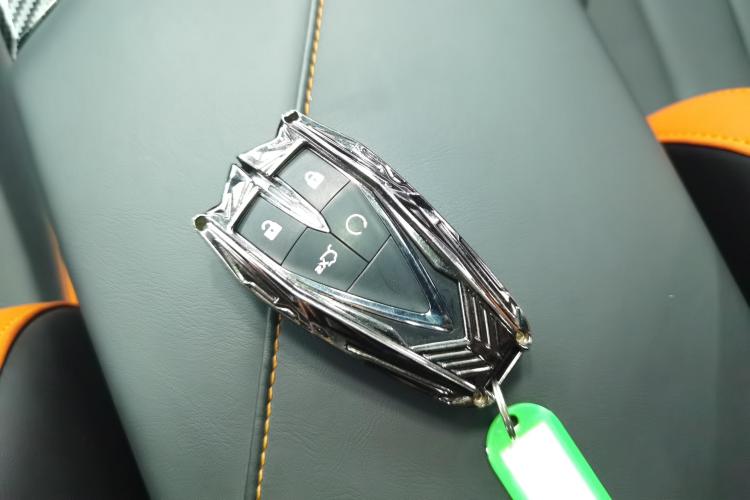 长安UNI-V 2023款 1.5T 尊享型中控内饰11