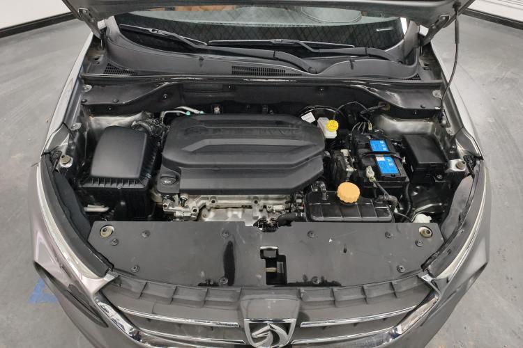 宝骏510 2017款 1.5L 自动豪华型机舱底盘24