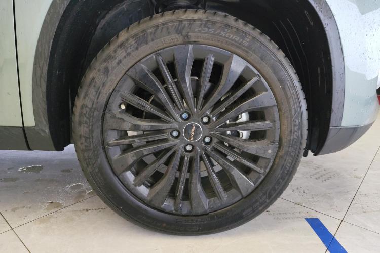 星途凌云 2024款 300T 两驱星耀版车身外观10