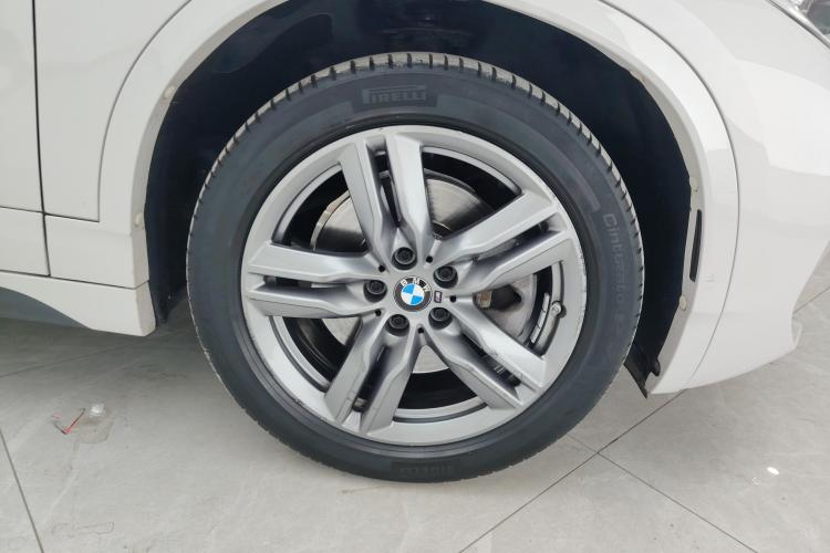 宝马X2 2022款 sDrive25i M运动套装车身外观10