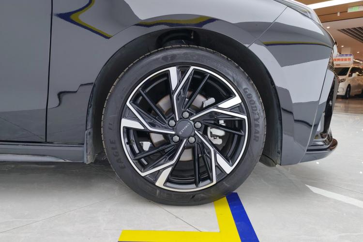 领克03 2023款 1.5TD DCT劲Pro车身外观10