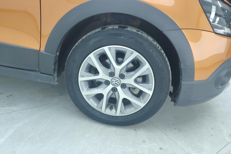 大众 2018款 1.5L Cross Polo 自动车身外观10