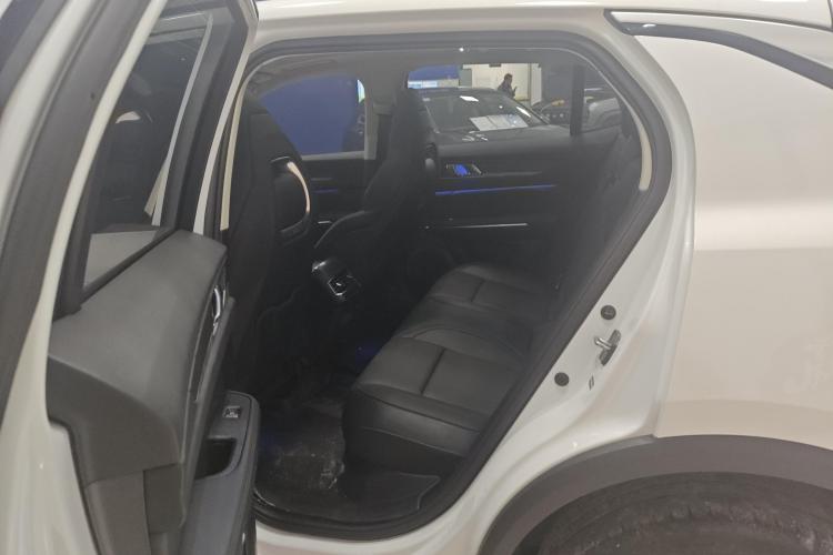 领克01 2021款 2.0TD 两驱型Pro中控内饰21