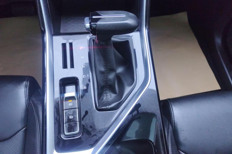 五菱汽车 五菱星辰 2021款 1.5T CVT星曜版中控内饰18