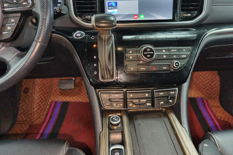 广汽传祺 传祺M8 2019款 320T 至尊版中控内饰18