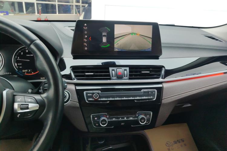 宝马X2 2022款 sDrive25i M运动套装中控内饰16