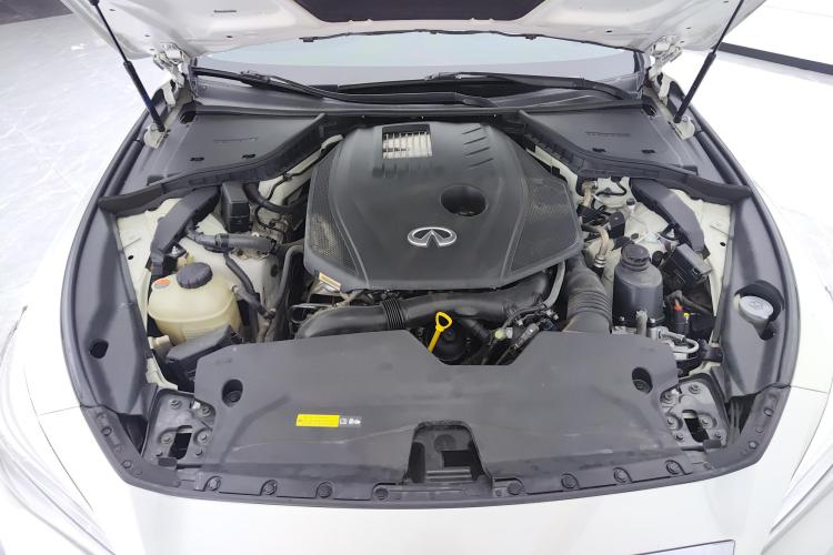 英菲尼迪Q50L 2022款 2.0T 舒适版机舱底盘24