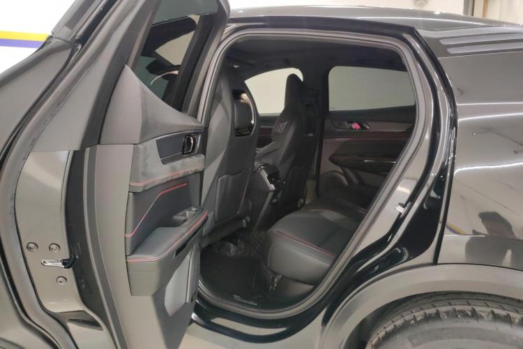 领克05 2022款 2.0TD 四驱劲Halo中控内饰21