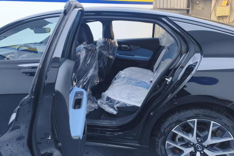 广汽传祺 2023款 影豹H 智能混动版中控内饰21