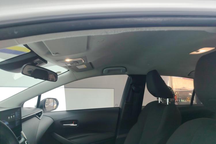 丰田 雷凌 2023款 智能电混双擎 1.8L 领先版中控内饰22