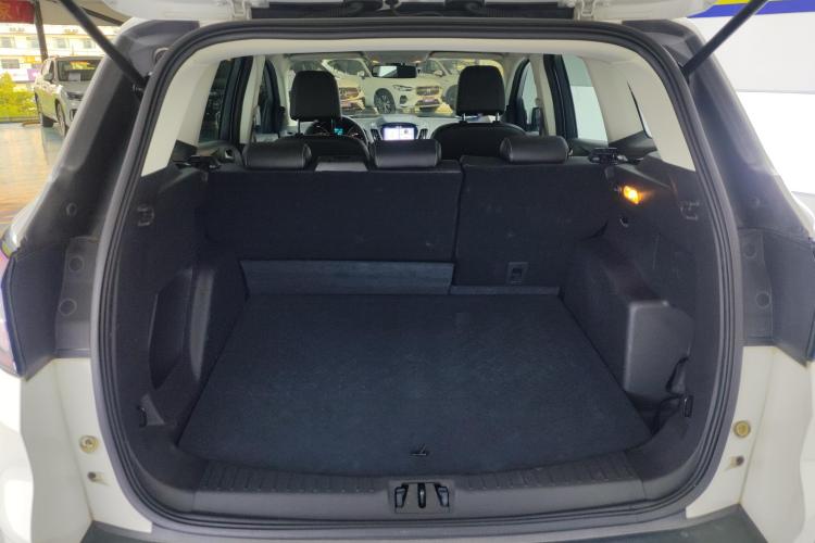 福特 翼虎 2019款 EcoBoost 180 两驱铂翼型 国VI机舱底盘23