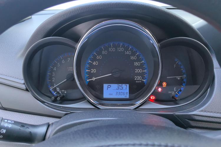 丰田 威驰FS 2019款 1.5L CVT锋驰版中控内饰14