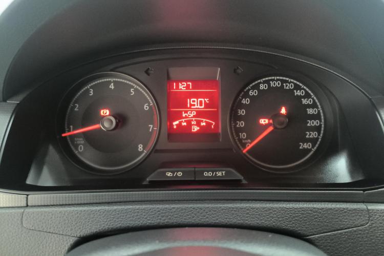 大众 桑塔纳 2021款 1.5L 手动风尚版中控内饰14