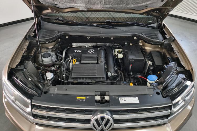 大众 途岳 2020款 280TSI 两驱豪华版 国VI机舱底盘24