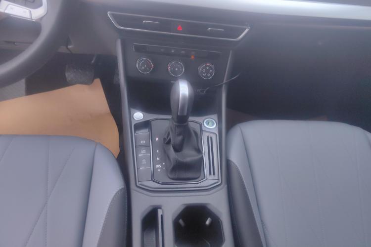 大众 朗逸 2024款 1.5L 自动五百万版中控内饰18