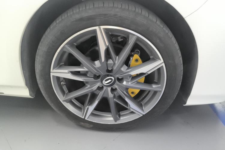 广汽传祺 影豹 2023款 270T DCT J15版车身外观10