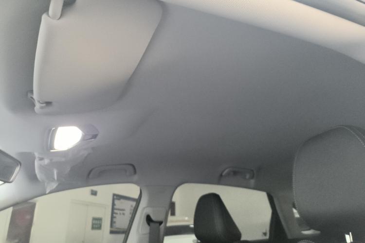 吉利汽车 帝豪 2025款 第4代 1.5L CVT龙腾版中控内饰22