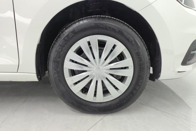 大众 桑塔纳 2021款 1.5L 自动风尚版车身外观10