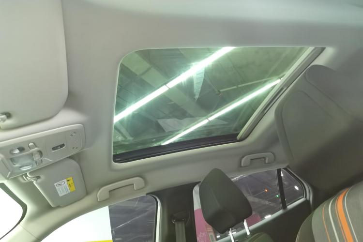 标致2008 2020款 230THP 风尚天窗版中控内饰22