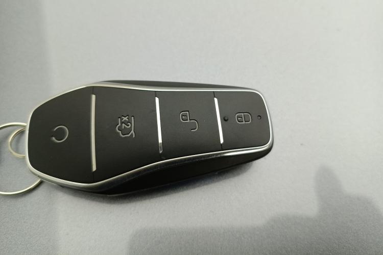 比亚迪 秦PLUS 2024款 荣耀版 DM-i 55KM领先型中控内饰11