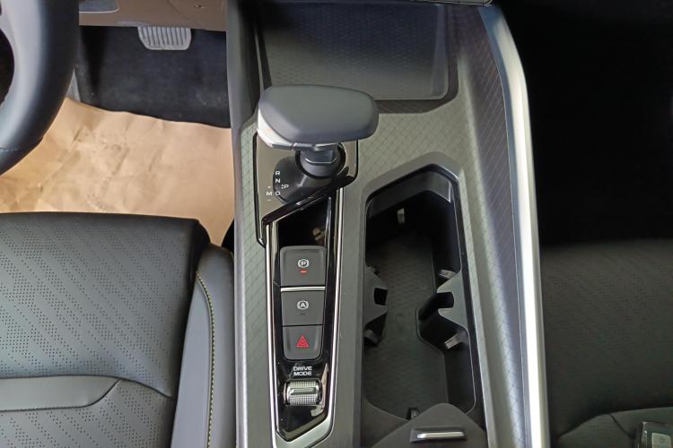 吉利汽车 星瑞 2023款 1.5TD 扶摇版中控内饰18