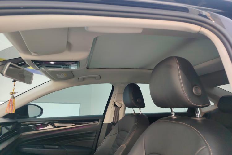 大众 帕萨特 2020款 330TSI 精英版 国VI中控内饰22