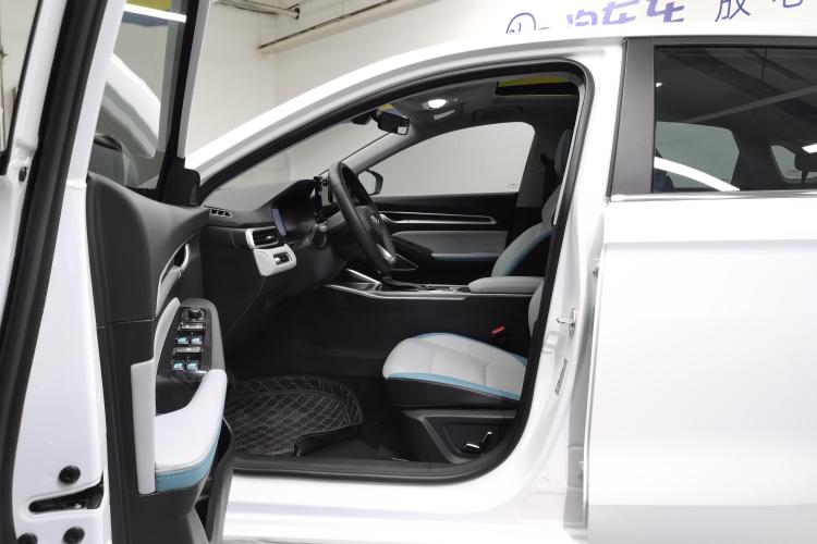 吉利汽车 帝豪 2023款 第4代冠军版 1.5L CVT旗舰型中控内饰19