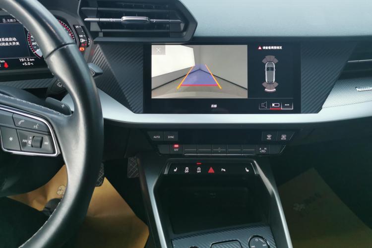 奥迪A3 2023款 改款 Sportback 35 TFSI 时尚运动型中控内饰16