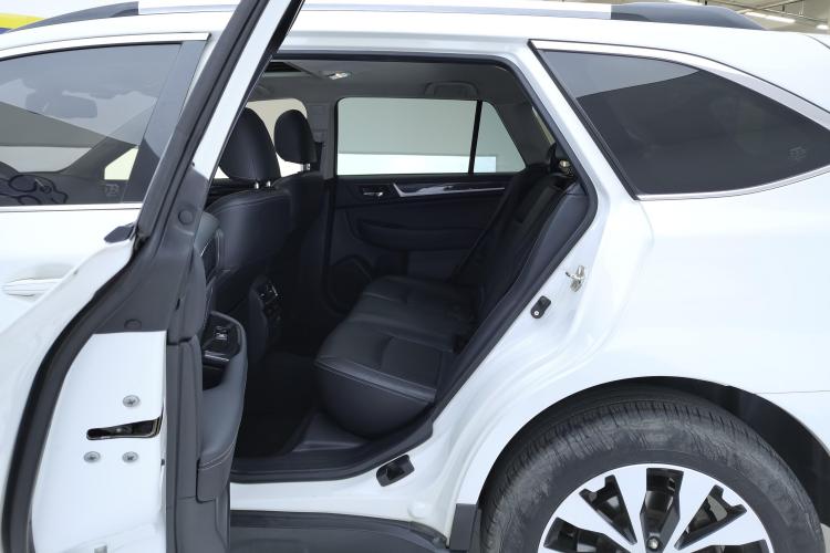 斯巴鲁 傲虎 2017款 2.5i 运动导航版 EyeSight中控内饰21