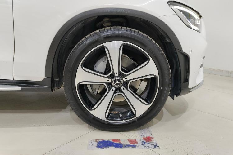 奔驰GLC 2020款 GLC 300 L 4MATIC 豪华型车身外观10