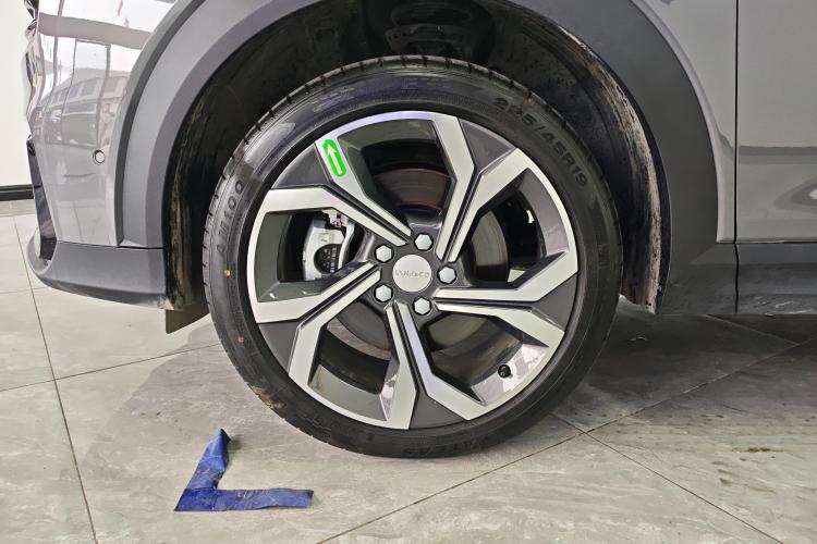 领克06 2023款 Remix 1.5T 劲Halo车身外观10