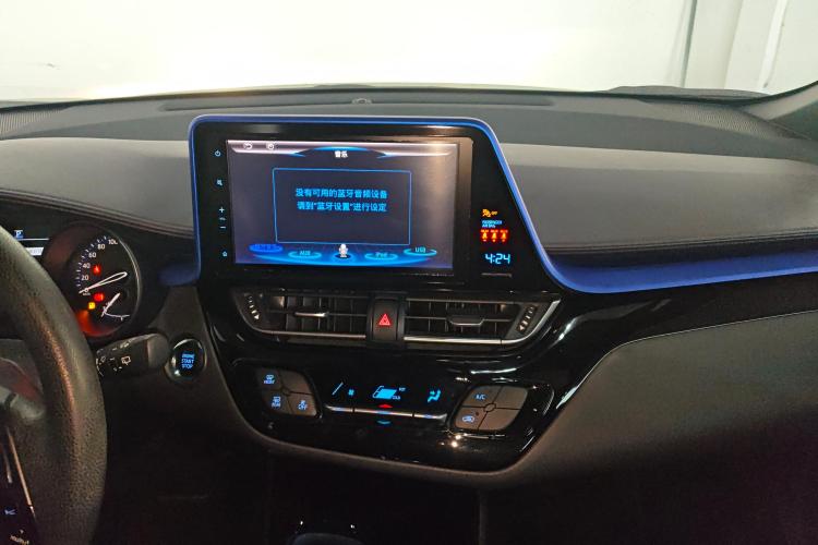 丰田C-HR 2020款 2.0L 领先版中控内饰16