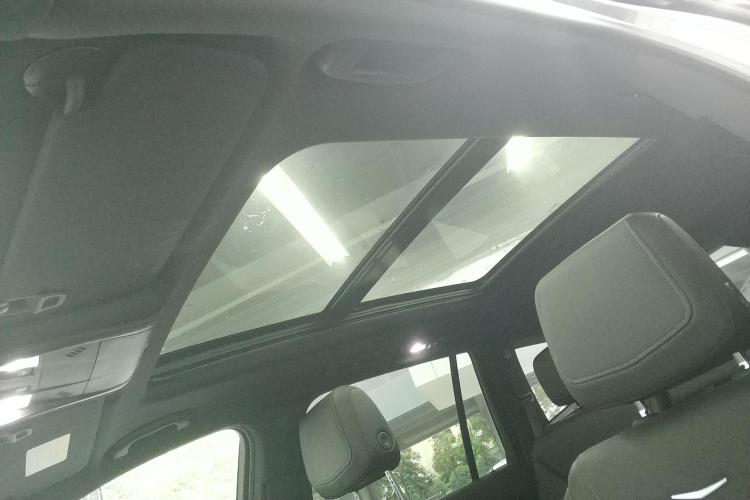 凯迪拉克XT6 2020款 28T 七座四驱风尚型中控内饰22