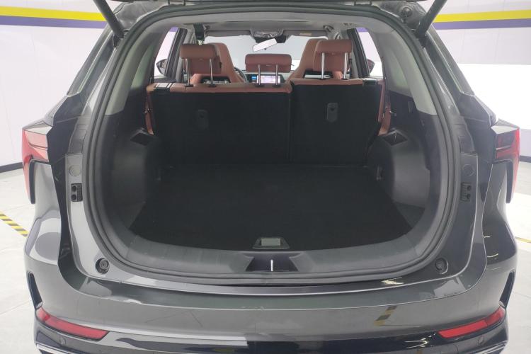 长安CS75 PLUS 2024款 第三代 冠军版 1.5T 智驾劲航型机舱底盘23