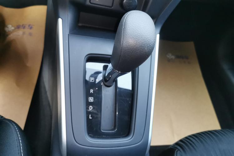 日产 轩逸 2024款 经典 1.6XE CVT舒适版中控内饰18