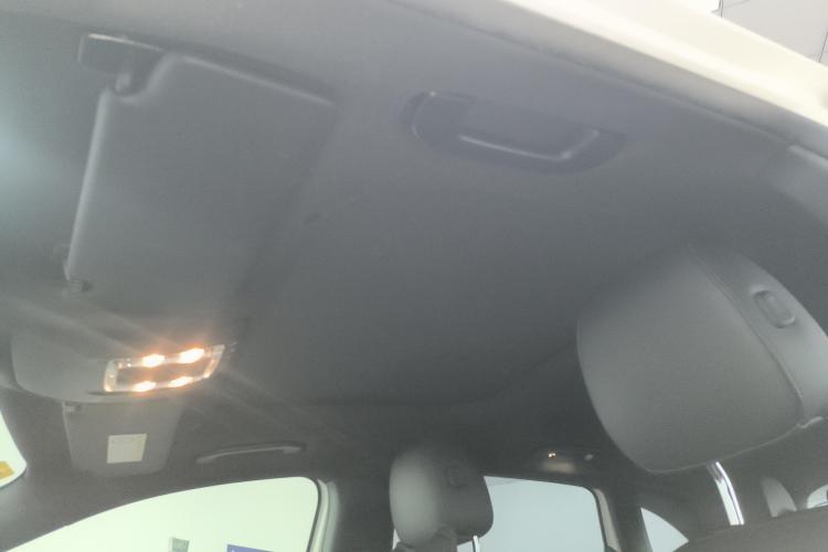 奔驰B级 2021款 B 200 时尚型中控内饰22