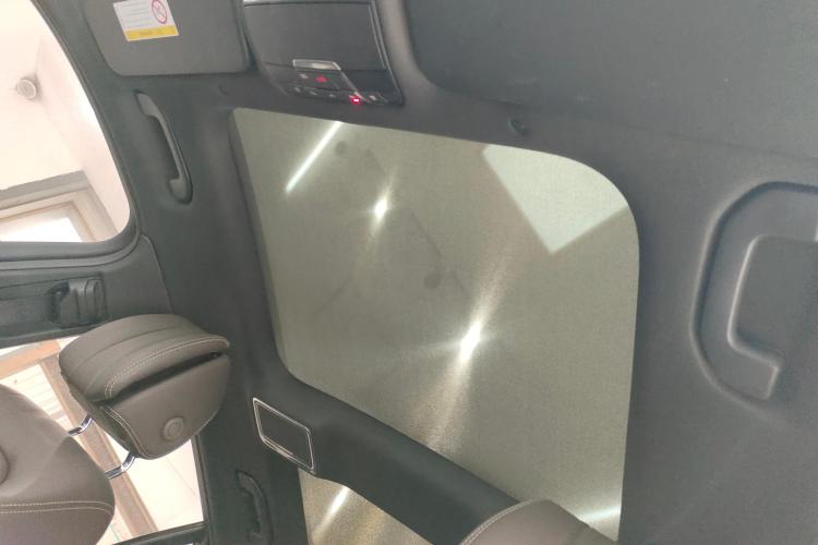 奔驰GLC 2020款 GLC 300 L 4MATIC 豪华型中控内饰22