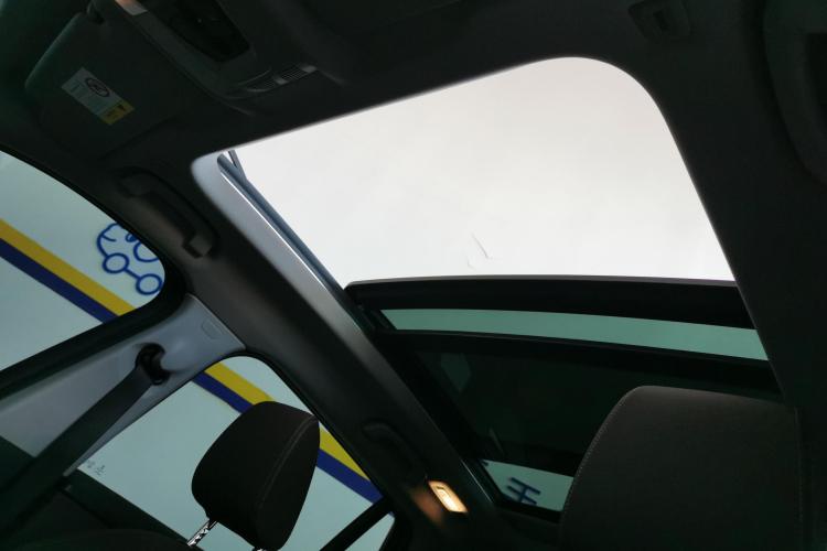 宝马X1 2020款 sDrive20Li 时尚型中控内饰22