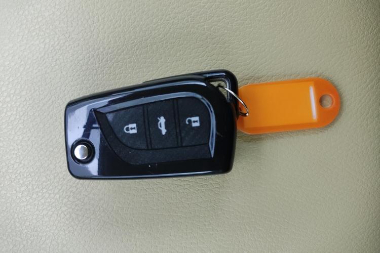 丰田 汉兰达 2021款 2.0T 两驱精英版 5座中控内饰11