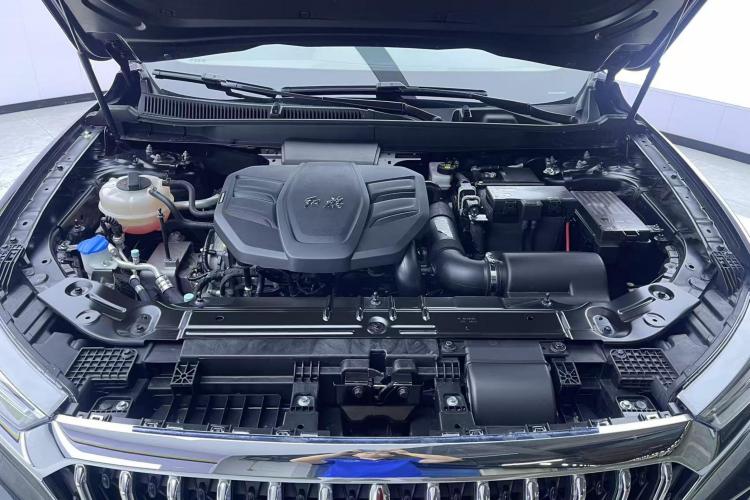 红旗HS5 2022款 改款 2.0T 智联旗享版机舱底盘24