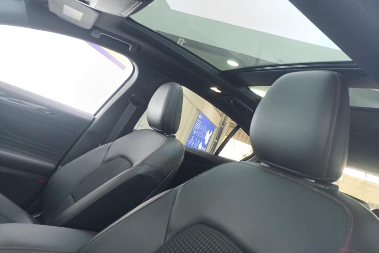 福特 福克斯 2021款 两厢 EcoBoost 180 自动ST Line中控内饰22