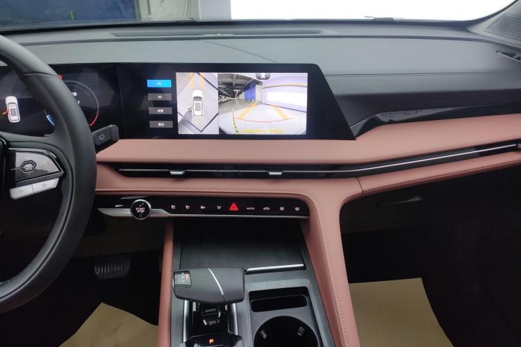 长安CS75 PLUS 2024款 第三代 冠军版 1.5T 智驾劲航型中控内饰16