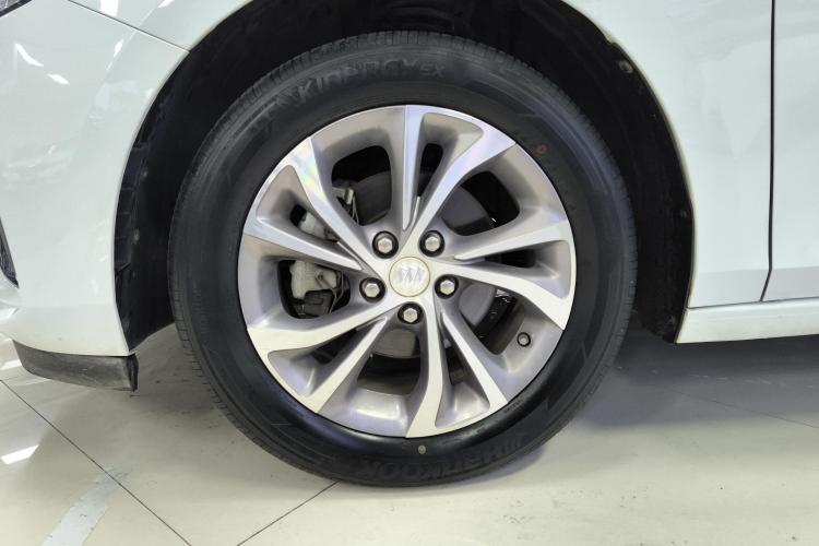 别克 威朗 2023款 Pro 乐享版车身外观10