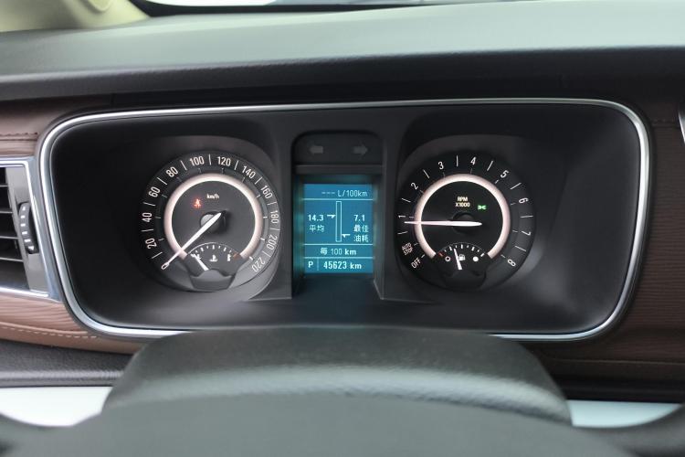 别克GL8 2018款 28T 豪华型 国VI中控内饰14