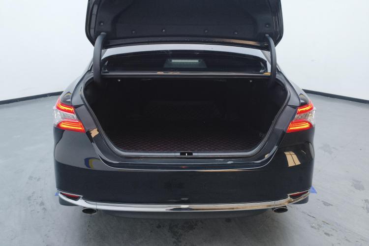 丰田 凯美瑞 2023款 2.5G 豪华版机舱底盘23