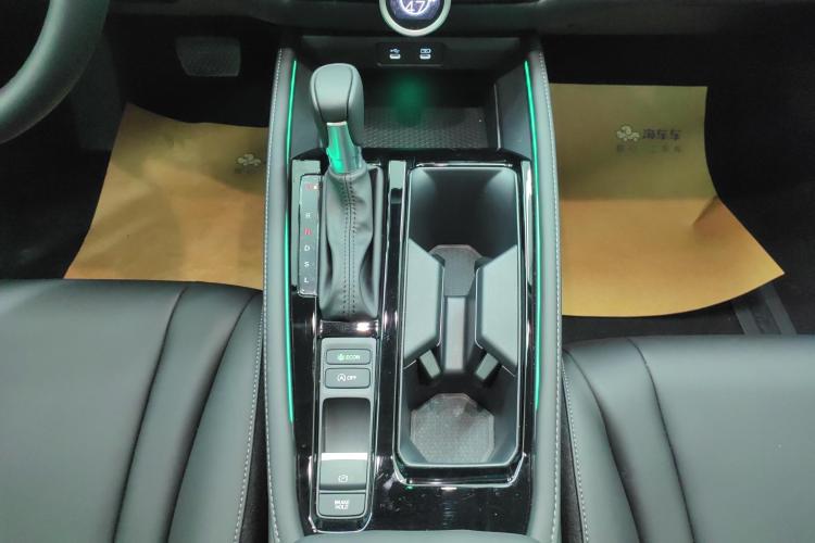 本田 雅阁 2023款 260TURBO 智享版中控内饰18