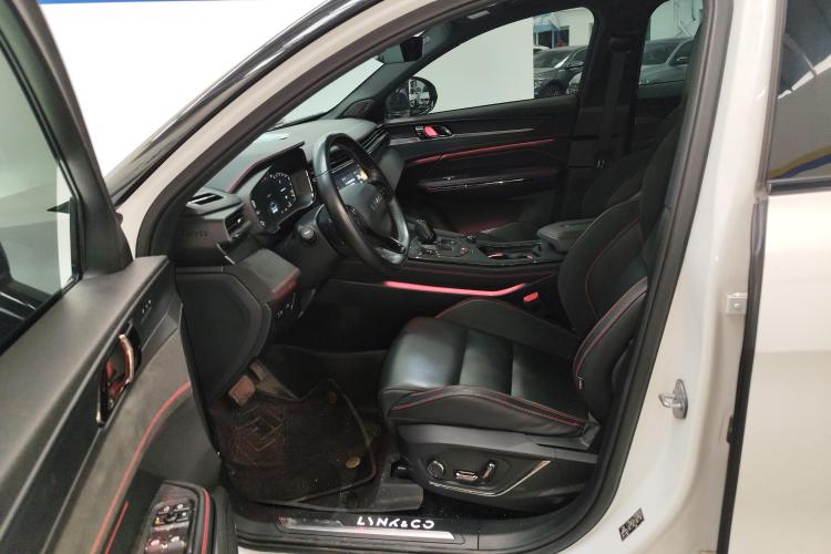 领克05 2022款 2.0TD 四驱劲Halo中控内饰19