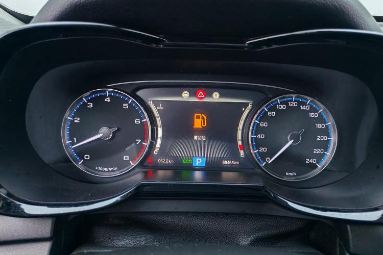 广汽传祺 传祺GS7 2017款 280T 两驱豪华型中控内饰14